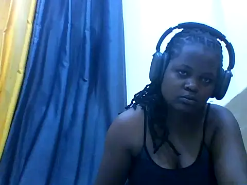 Snapshot of ladar chatting on 07-01-26, 05:08 ladar online show from 07-01-26, 05:08