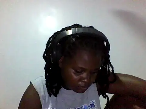 Snapshot of ladar chatting on 07-02-26, 05:46 ladar online show from 07-02-26, 05:46