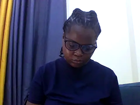 Snapshot of ladar chatting on 06-18-26, 05:06 ladar online show from 06-18-26, 05:06