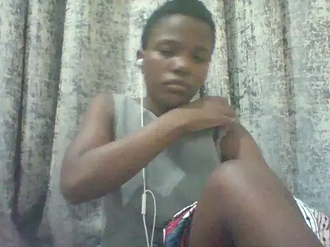 Snapshot of tina_2030 chatting on 05-25-26, 05:22 tina 2030 online show from 05-25-26, 05:22