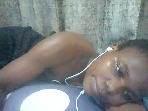 Snapshot of tina_2030 chatting on 07-09-26, 07:53 tina 2030 online show from 07-09-26, 07:53