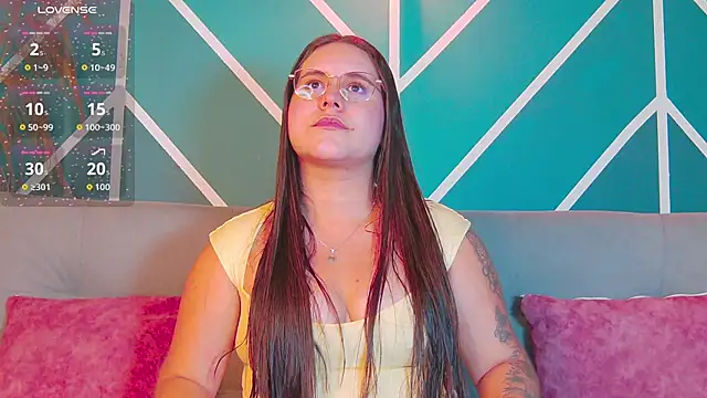 Snapshot of Lia_Avalon chatting on 06-05-26, 12:44 Lia Avalon online show from 06-05-26, 12:44