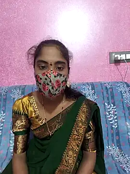 Snapshot of reshma124 chatting on 06-05-26, 06:18 reshma124 online show from 06-05-26, 06:18