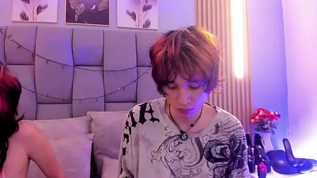 Mika love milo online show from 05-29-26, 03:56