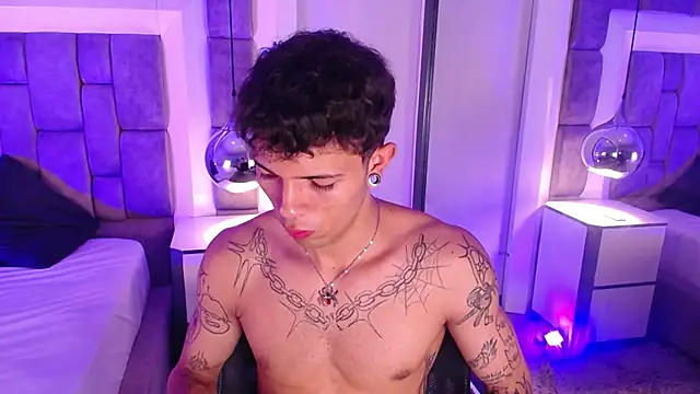 EnzoHunters online show from 05-27-26, 03:58