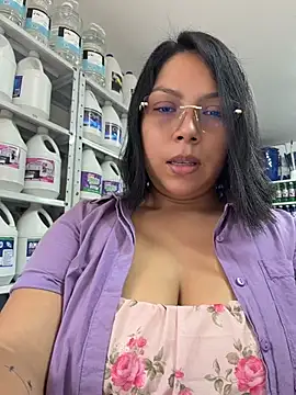 ISABELLA  LUNA online show from 07-23-26, 12:46
