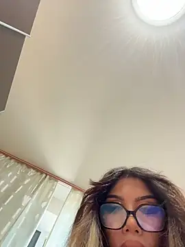 JessicaNichols  online show from 07-12-26, 08:04