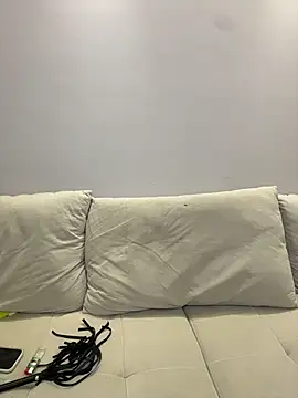 xiaojiu-baobei online show from 05-27-26, 04:14