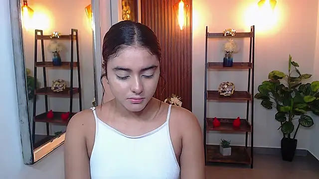 Snapshot of _Lucy_Grey_ chatting on 07-03-26, 12:44 Lucy Grey online show from 07-03-26, 12:44