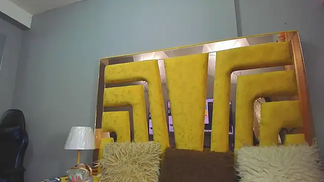 VikyThomsonn online show from 07-13-26, 01:21