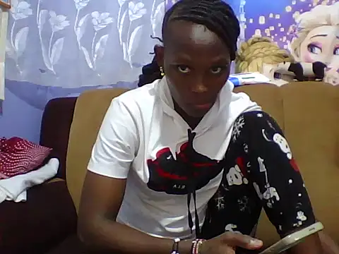 Snapshot of magdah1 chatting on 07-06-26, 03:58 magdah1 online show from 07-06-26, 03:58