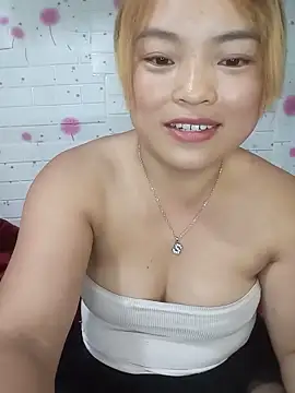 Snapshot of Daisy_Nguyen chatting on 05-24-26, 05:07 Daisy Nguyen online show from 05-24-26, 05:07