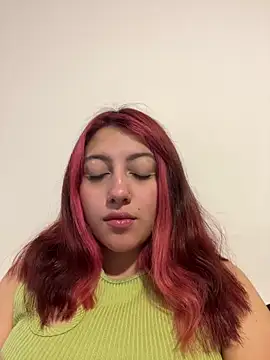 Snapshot of Emma_Cut chatting on 05-24-26, 09:47 Emma Cut online show from 05-24-26, 09:47
