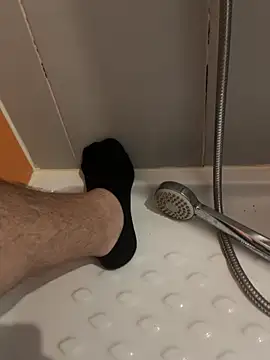 feetboyesp  online show from 05-30-26, 06:57