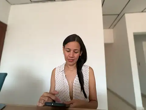 siempre linda online show from 05-25-26, 10:30