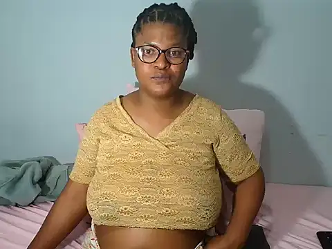 Snapshot of CandyYumsAerolaXX chatting on 05-21-26, 09:56 CandyYumsAerolaXX online show from 05-21-26, 09:56