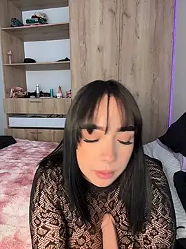 Snapshot of ANGEL_DIABOLIK chatting on 05-29-26, 02:01 ANGEL DIABOLIK online show from 05-29-26, 02:01