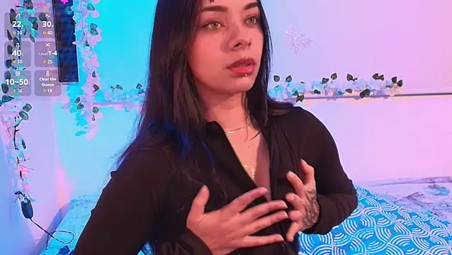 Snapshot of soft_cherry_ chatting on 06-02-26, 01:38 soft cherry online show from 06-02-26, 01:38