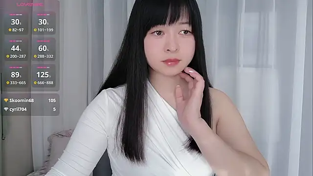 Snapshot of -piao- chatting on 06-24-26, 01:26 -piao- online show from 06-24-26, 01:26