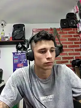 tom latin online show from 05-30-26, 12:28