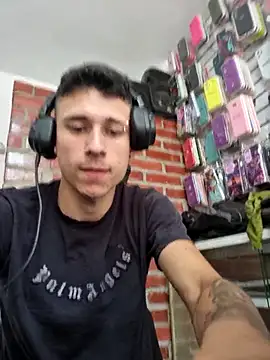 tom latin online show from 05-28-26, 06:47