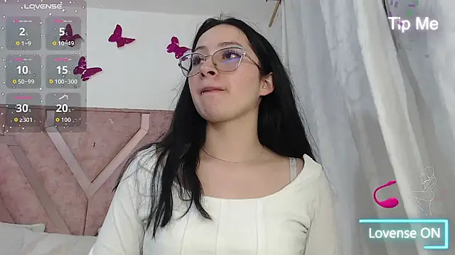 Angel-Hott  online show from 05-30-26, 04:08
