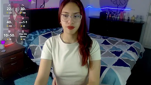 Snapshot of ashly_litlle chatting on 07-07-26, 11:14 ashly litlle online show from 07-07-26, 11:14