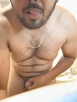 Sexyboyforyou33 online show from 07-04-26, 08:13