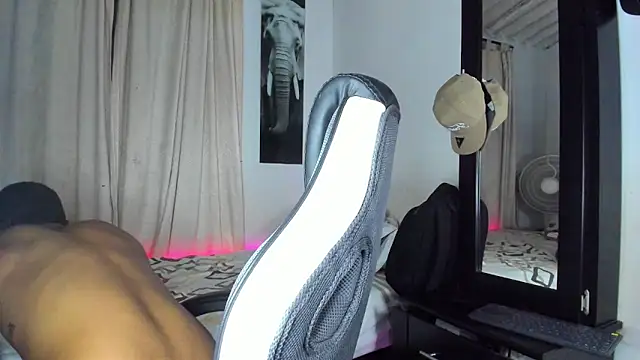 LucasWatsonnn online show from 06-09-26, 01:28