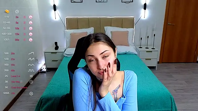 Snapshot of dihoney chatting on 05-30-26, 12:50 dihoney online show from 05-30-26, 12:50