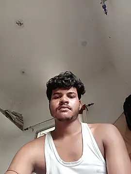 Snapshot of Rashi__75 chatting on 05-20-26, 03:14 Rashi 75 online show from 05-20-26, 03:14