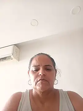 Snapshot of angelicasexi chatting on 08-05-26, 02:11 angelicasexi online show from 08-05-26, 02:11