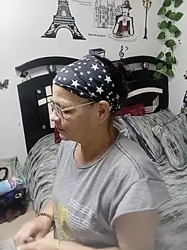katrinna  online show from 07-10-26, 01:38
