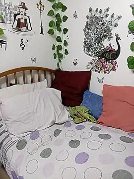 katrinna  online show from 05-25-26, 11:47
