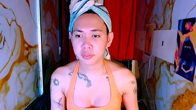 Snapshot of empressqueen_zoe chatting on 06-26-26, 02:45 empressqueen zoe online show from 06-26-26, 02:45