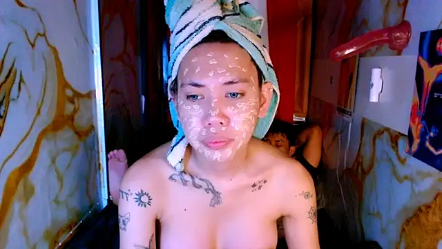 Snapshot of empressqueen_zoe chatting on 06-20-26, 02:44 empressqueen zoe online show from 06-20-26, 02:44