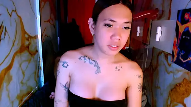 Snapshot of empressqueen_zoe chatting on 06-24-26, 02:48 empressqueen zoe online show from 06-24-26, 02:48
