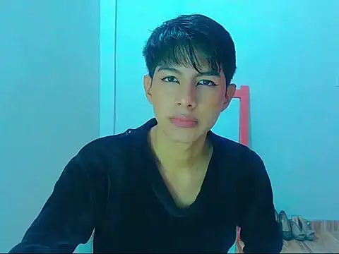 Snapshot of phuwin_bj chatting on 05-31-26, 05:35 phuwin bj online show from 05-31-26, 05:35