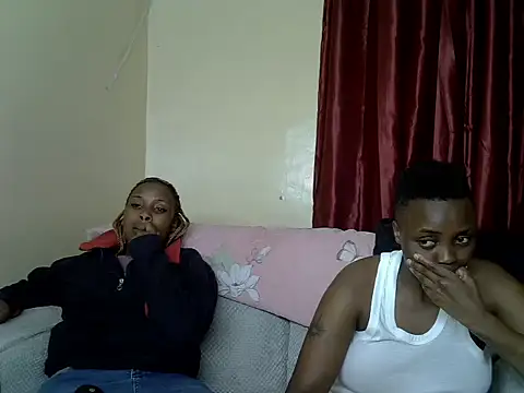 ebonyafriqueen1 online show from 06-09-26, 05:47