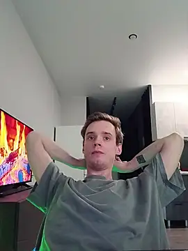 Snapshot of Gaarty chatting on 05-26-26, 02:37 Gaarty online show from 05-26-26, 02:37