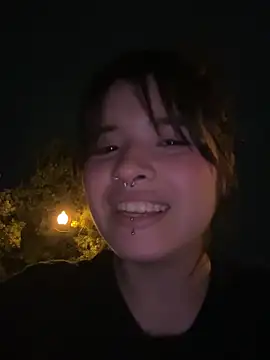 Snapshot of ashleyvp98 chatting on 05-27-26, 01:57 ashleyvp98 online show from 05-27-26, 01:57