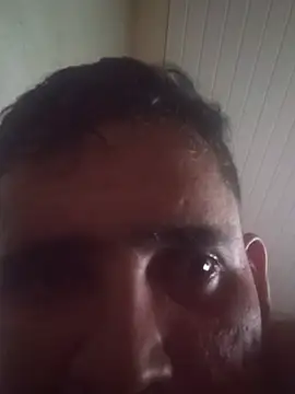 Snapshot of Marcosgay chatting on 05-22-26, 11:52 Marcosgay online show from 05-22-26, 11:52