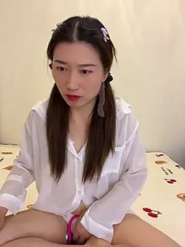 qiuqiu 018 online show from 05-24-26, 11:48