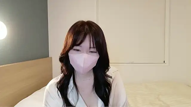 Snapshot of Maimai125 chatting on 06-14-26, 12:17 Maimai125 online show from 06-14-26, 12:17