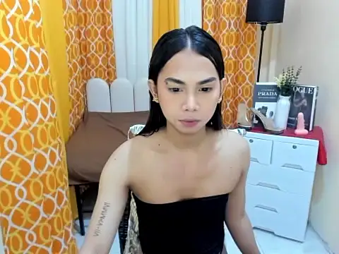 Snapshot of TsAlexa_Blaire chatting on 06-10-26, 06:09 TsAlexa Blaire online show from 06-10-26, 06:09