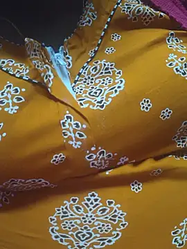 Snapshot of geetha431 chatting on 05-30-26, 06:24 geetha431 online show from 05-30-26, 06:24
