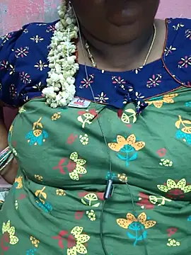 Snapshot of geetha431 chatting on 06-05-26, 07:52 geetha431 online show from 06-05-26, 07:52