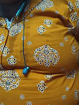 Snapshot of geetha431 chatting on 07-04-26, 07:29 geetha431 online show from 07-04-26, 07:29
