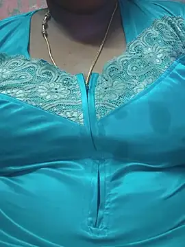 Snapshot of geetha431 chatting on 05-28-26, 05:52 geetha431 online show from 05-28-26, 05:52