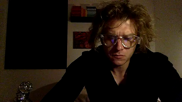 Snapshot of Sir_Jo chatting on 06-15-26, 10:31 Sir Jo online show from 06-15-26, 10:31